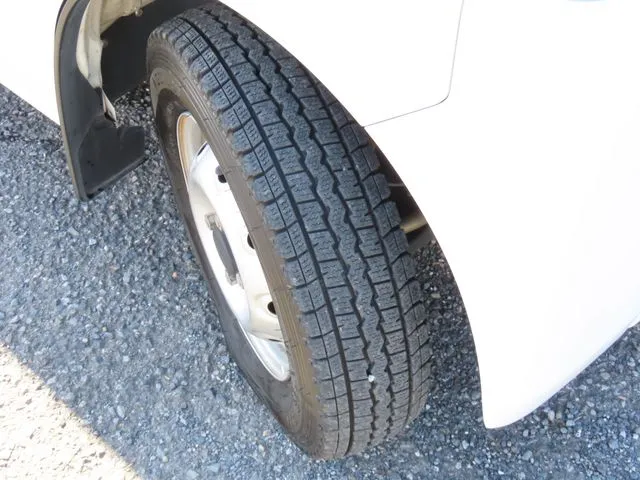 エブリイバン（スズキ）の車両写真