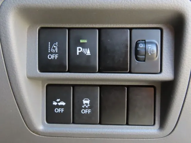 エブリイバン（スズキ）の車両写真