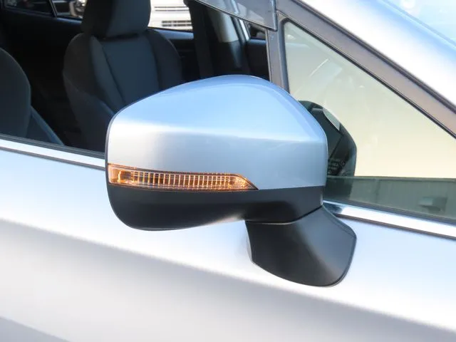 スバル　ＳＵＢＡＲＵ　ＸＶ　ハイブリッド