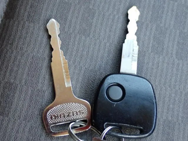 エブリイバン（スズキ）の車両写真