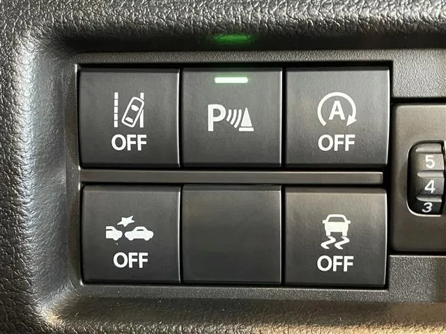 スズキ　ハスラー