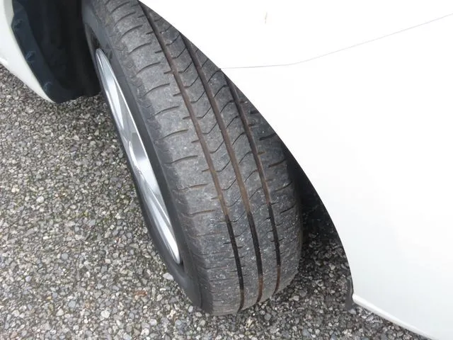 ニッサン　ノート