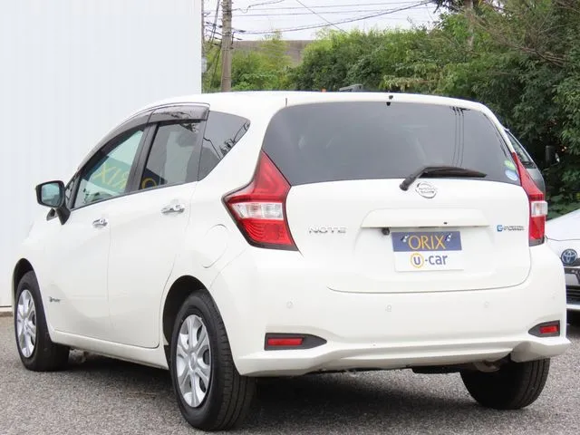 ニッサン　ノート