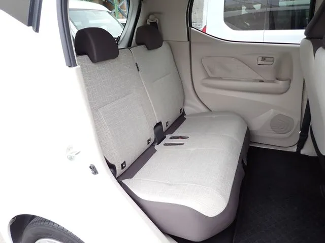 ニッサン　デイズ