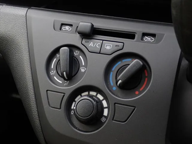 ニッサン　デイズ