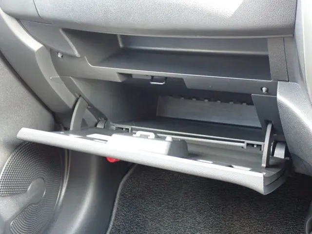 ニッサン　マーチ