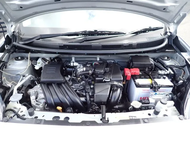 ニッサン　マーチ