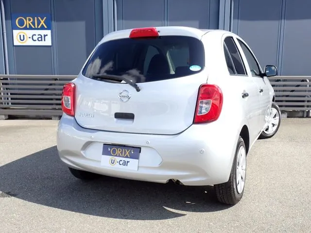 ニッサン　マーチ