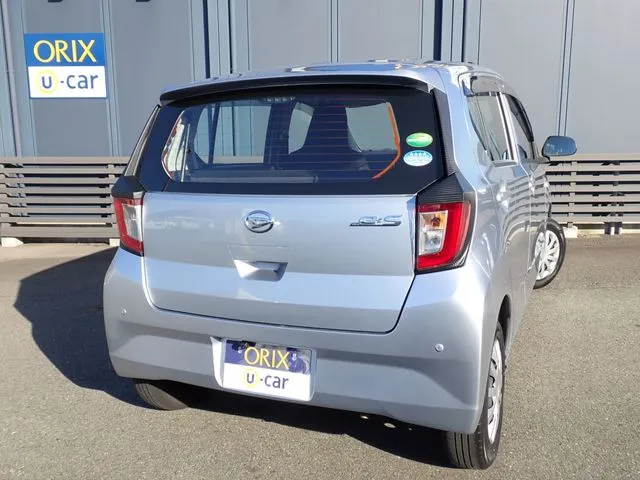 ミラ　イース（ダイハツ）の車両写真