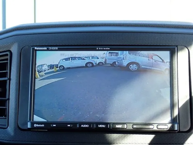 ミラ　イース（ダイハツ）の車両写真