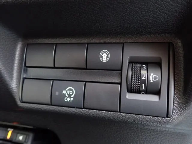 ニッサン　デイズ