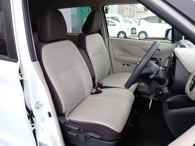 ニッサン　デイズ