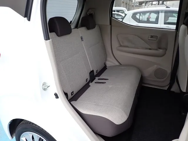 ニッサン　デイズ