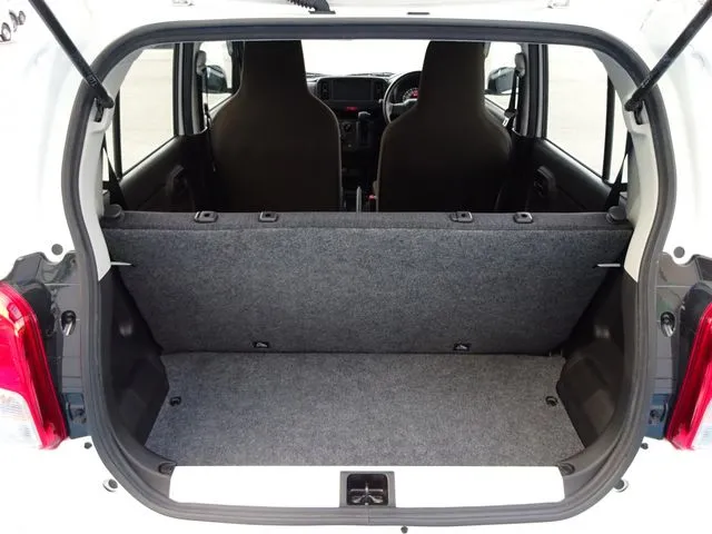 アルト(スズキ)の車両写真