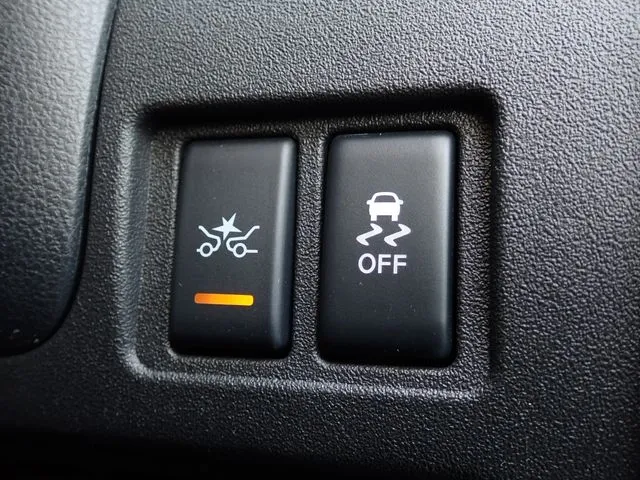 ニッサン　マーチ