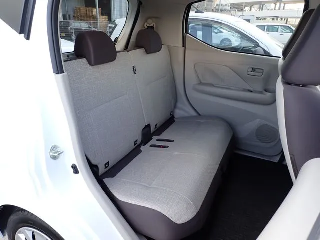 ニッサン　デイズ