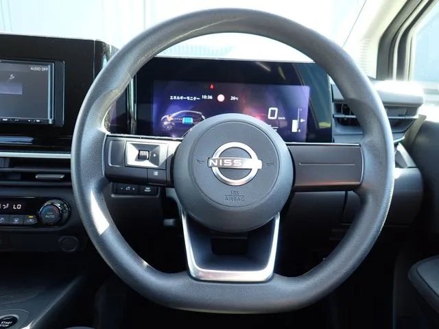 ノート（ニッサン）の車両写真