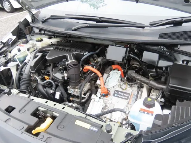 ニッサン　ノート