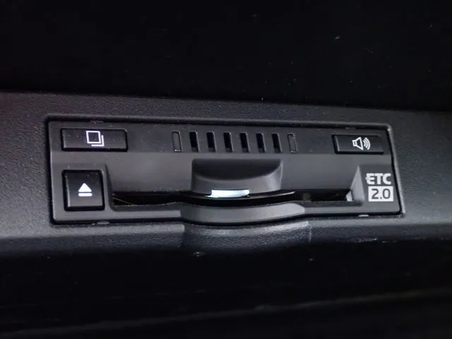 トヨタ　レクサス　ＮＸ３００