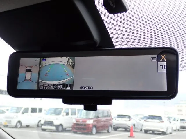 ニッサン　ノート　４ＷＤ