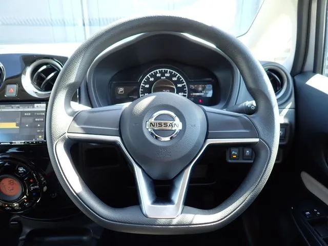 ニッサン　ノート