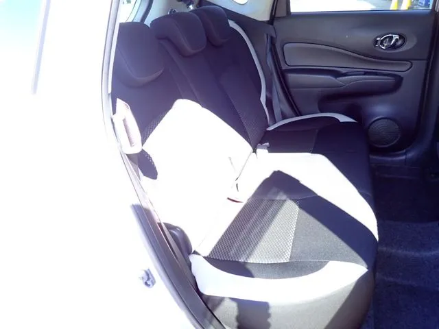 ニッサン　ノート