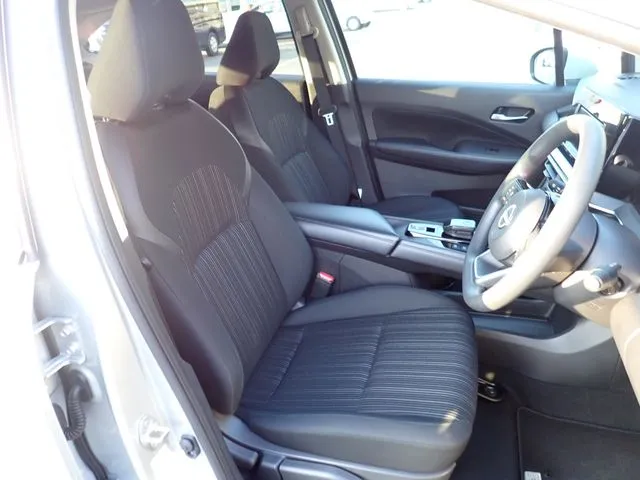 ノート（ニッサン）の車両写真