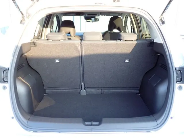 ノート（ニッサン）の車両写真