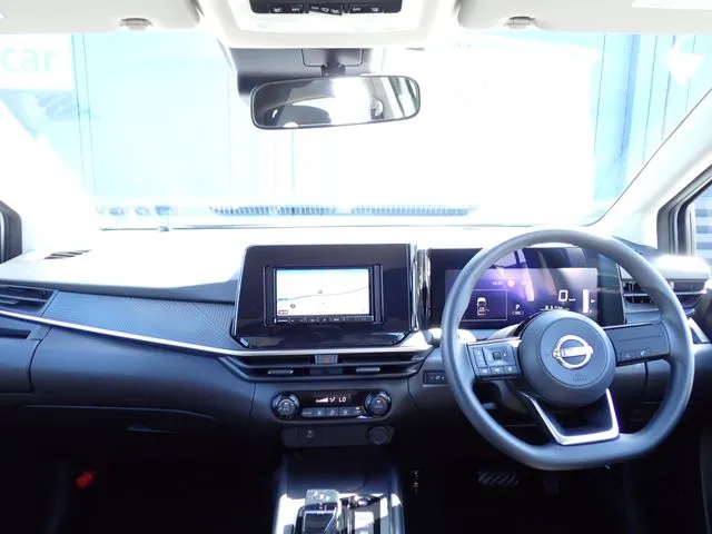 ノート(ニッサン)の車両写真