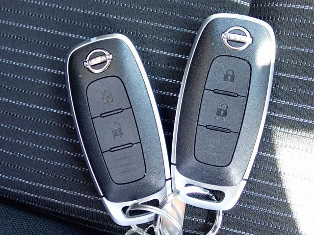 ノート(ニッサン)の車両写真