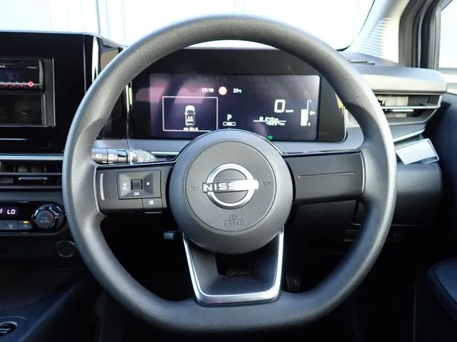 ニッサン　ノート