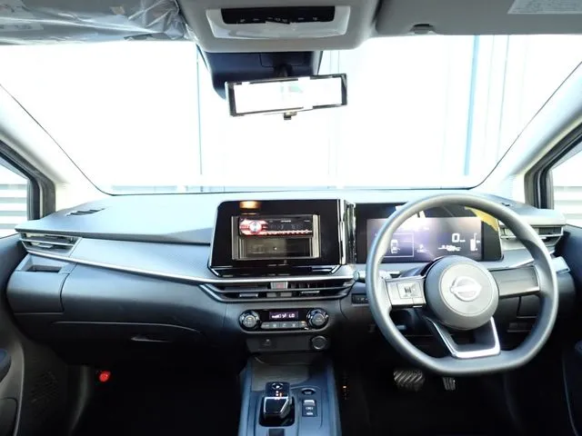 ニッサン　ノート