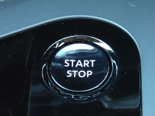 ノート（ニッサン）の車両写真