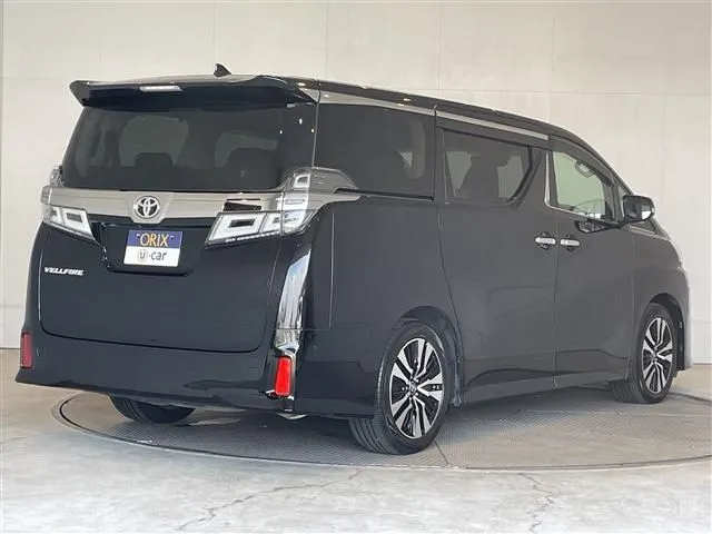 トヨタ　ヴェルファイア