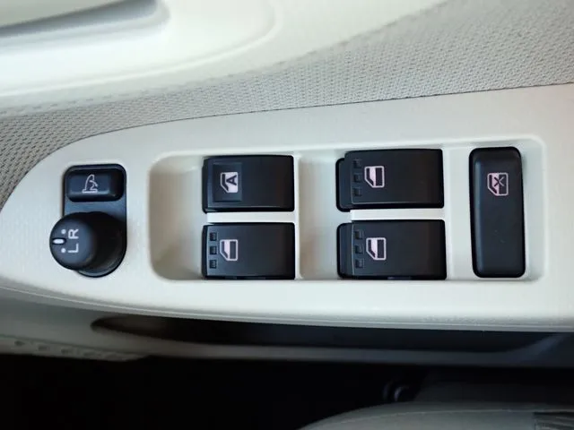 ダイハツ ムーヴ