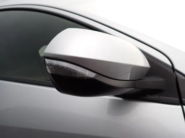 トヨタ　ヤリス