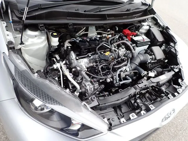 トヨタ　ヤリス