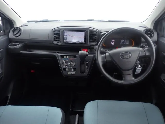 ダイハツ　ミラ　イース