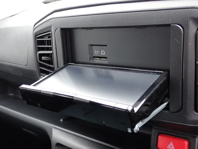 ダイハツ　ミラ　イース