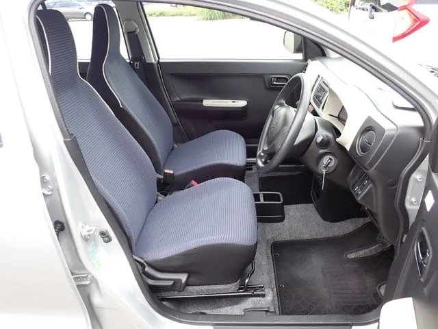 スズキ　アルト　４ＷＤ