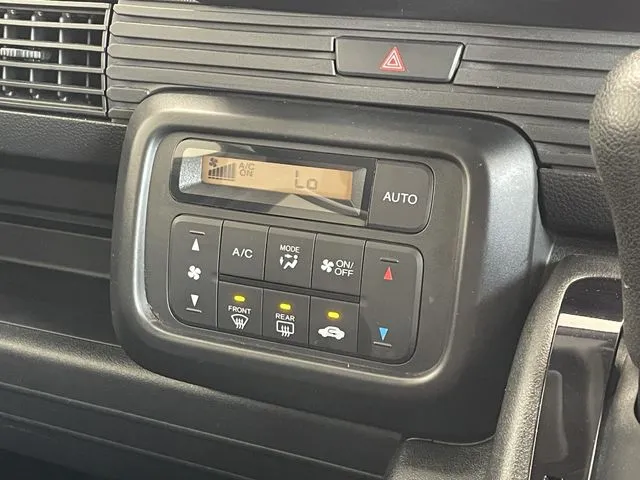 N-VAN(ホンダ)の車両写真