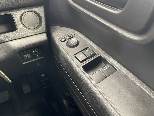 N-VAN(ホンダ)の車両写真