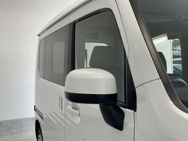 N-VAN(ホンダ)の車両写真