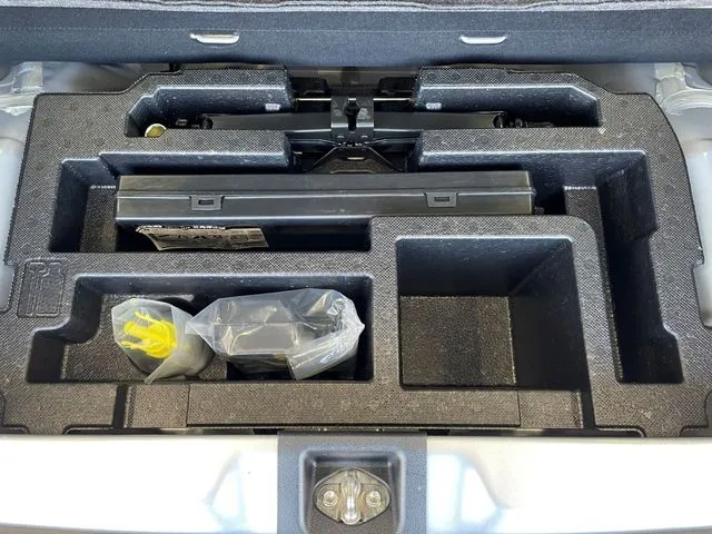 ダイハツ　ミラ　イース