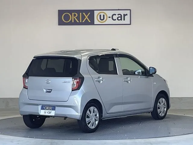 ダイハツ　ミラ　イース