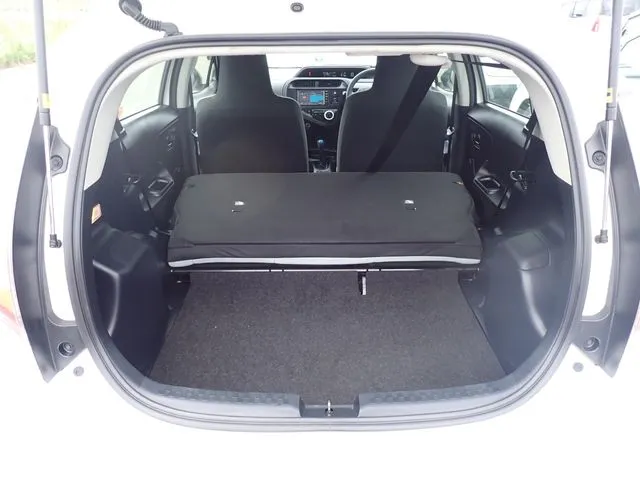 トヨタ　アクア