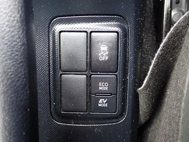 トヨタ　アクア