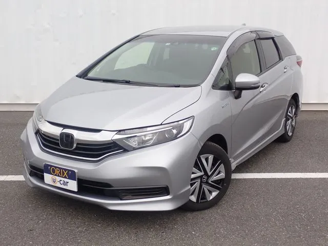 ホンダ　シャトル　ハイブリッド