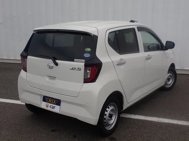 ミラ　イース（ダイハツ）の車両写真