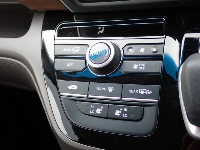 ホンダ　フリードプラス　ハイブリッド